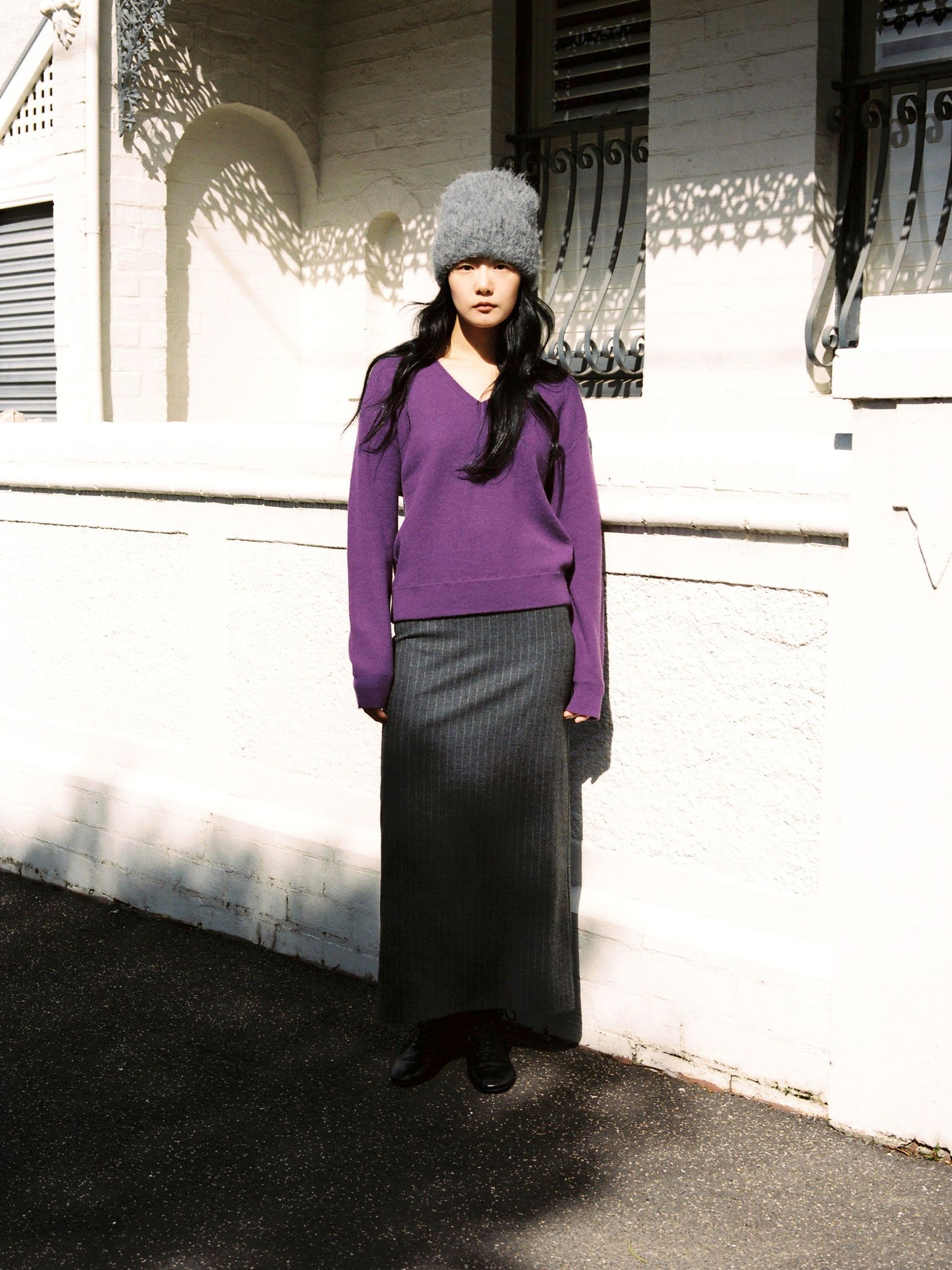 Club V-Neck Knit (Orchid Purple), Ponytail